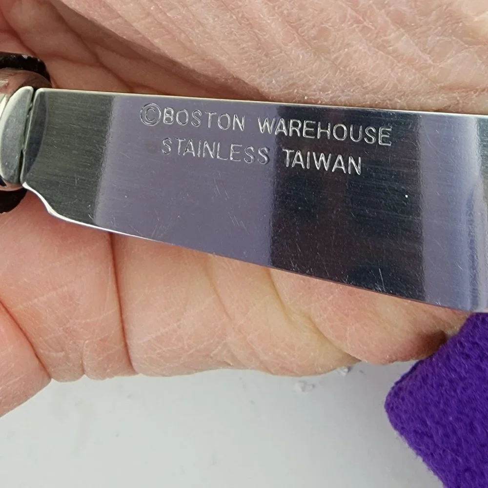 Boston Warehouse Set of Four Stainless Christmas Spreaders